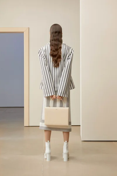 Look 14